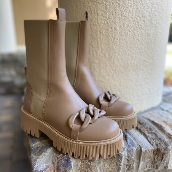 Lestrosa Italian leather short combat bootie beige shoes size 7.5 - Picture 3 of 12